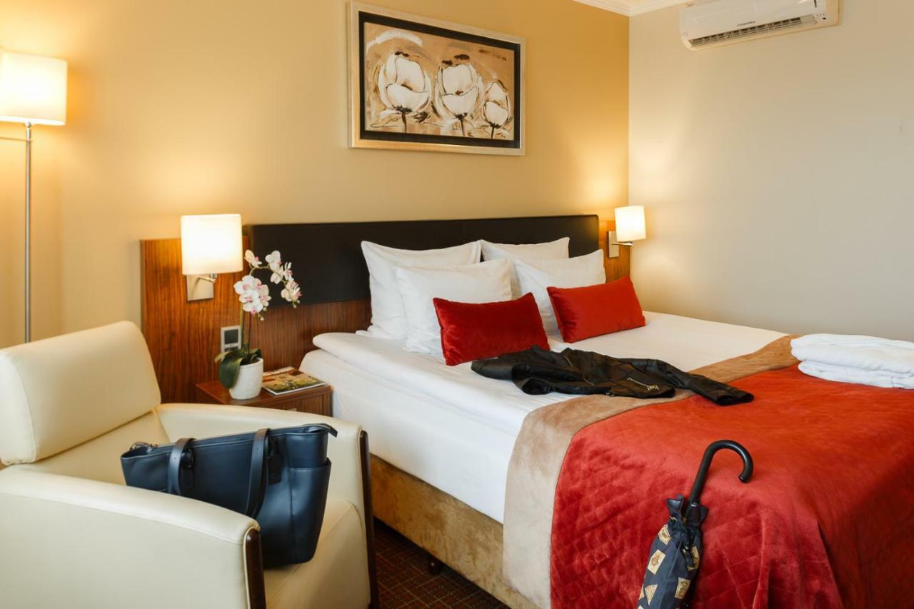 Hotelli Avalon & Conferences