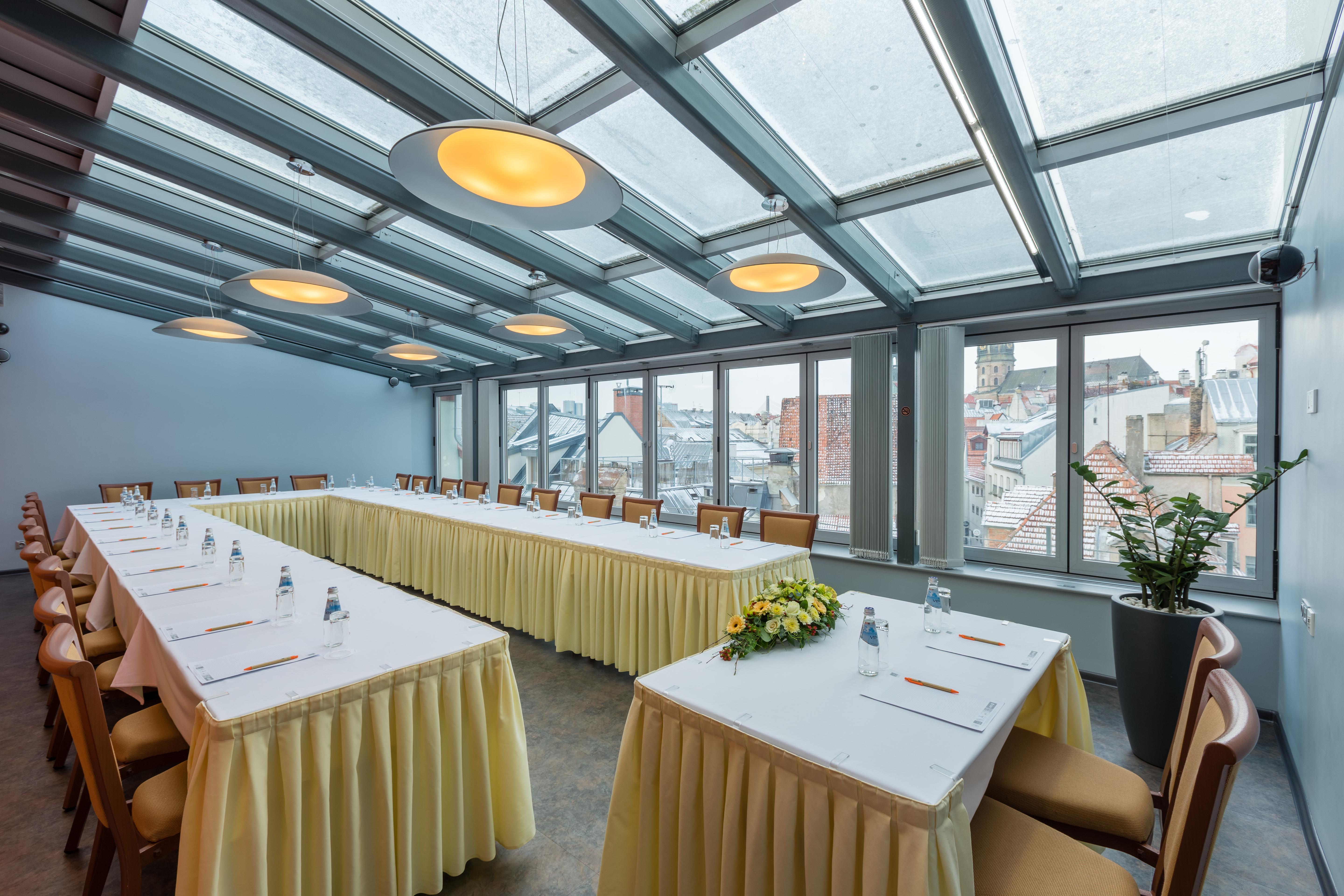 Avalon Hotel&conferences Hotel